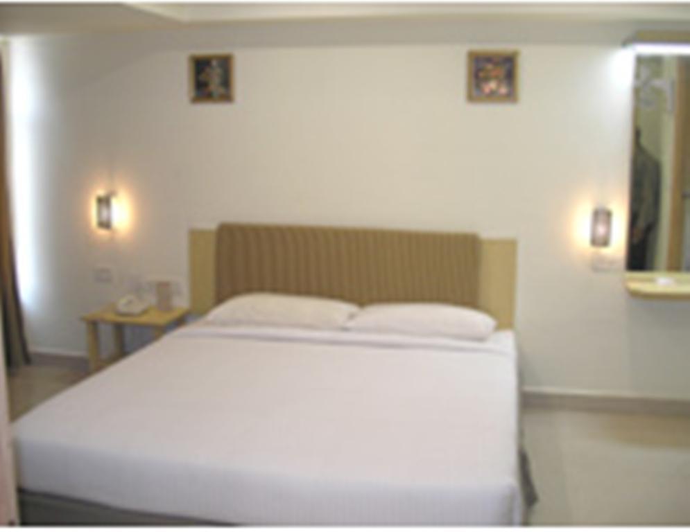 Silver Park Hotel Hyderabad Room photo