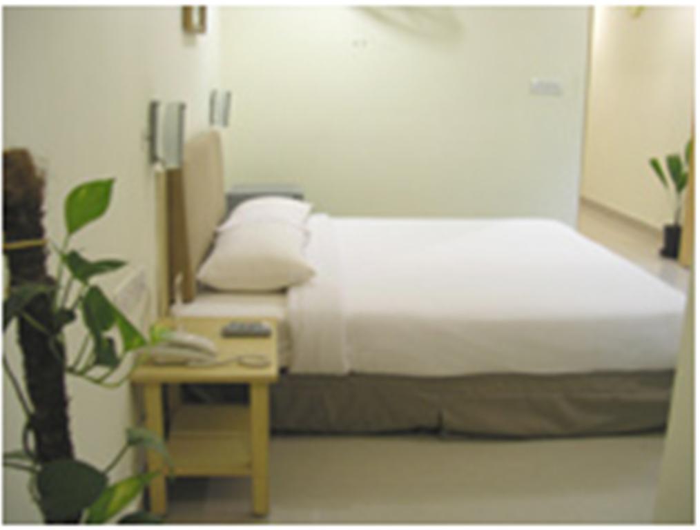 Silver Park Hotel Hyderabad Room photo