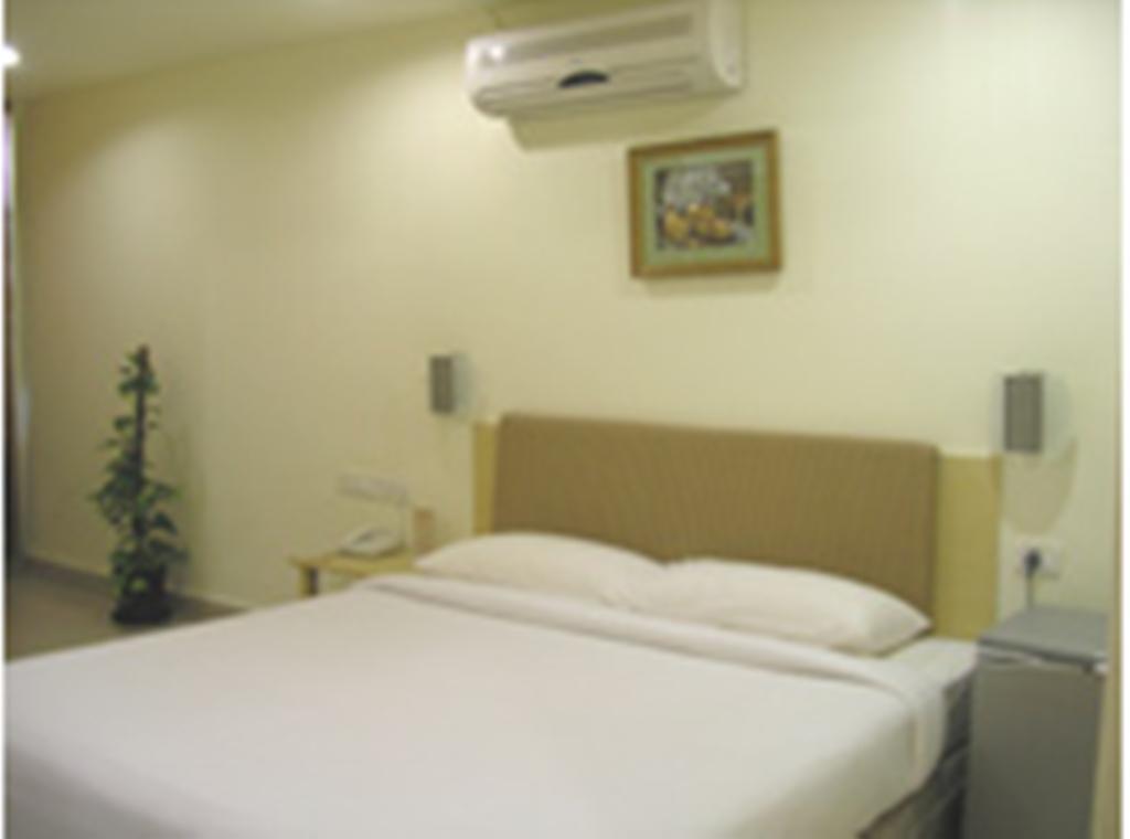 Silver Park Hotel Hyderabad Room photo